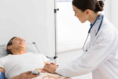 强直性脊柱炎犯困问题及常见治疗方式